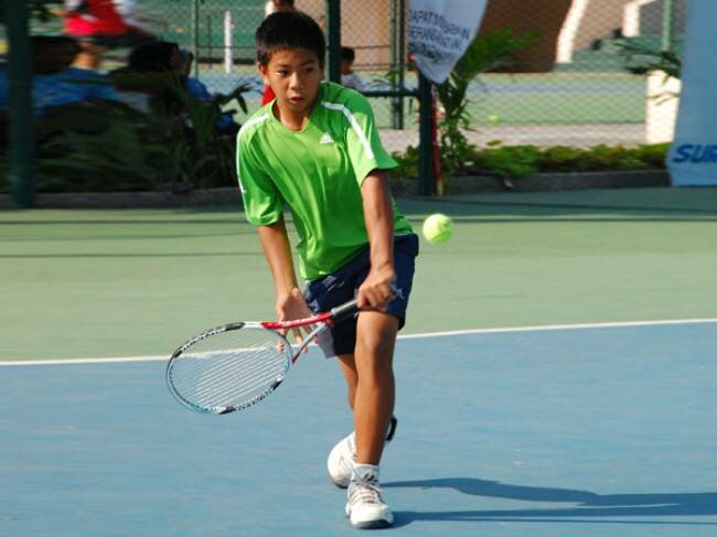 Jeremy Nahor - Junior Champion Solo,Champion junior Nasional surabaya (2010)